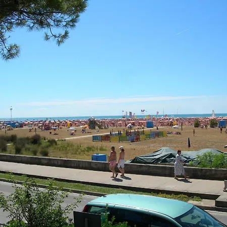アパート Fuer 6 Personen Ca 42 Qm In Bibione, Adriakueste Italien Und Umgebung *
