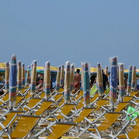 Fuer 6 Personen Ca 42 Qm In Bibione, Adriakueste Italien Und Umgebung ビビオーネ