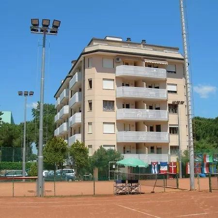 Fuer 6 Personen Ca 42 Qm In Bibione, Adriakueste Italien Und Umgebung ビビオーネ