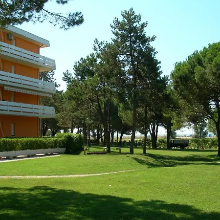 Fuer 6 Personen Ca 42 Qm In Bibione, Adriakueste Italien Und Umgebung アパート *